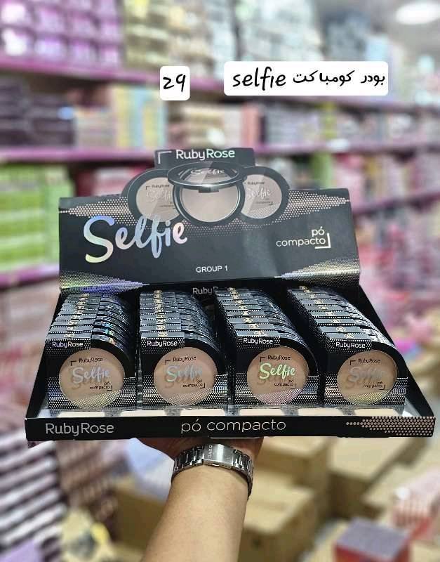 بودر كومباكت 7228 selfie Ruby Rose
